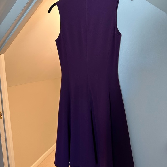 Judith & Charles - purple sleeveless flared crepe wool dress size 0 - Picture 3 of 4